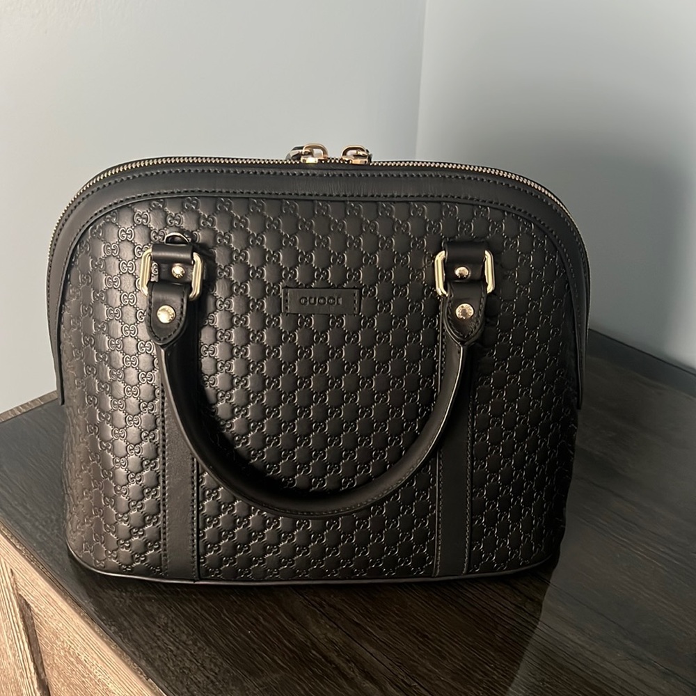 Authentic Black Gucci Dome Microguccissima Medium Handbag
